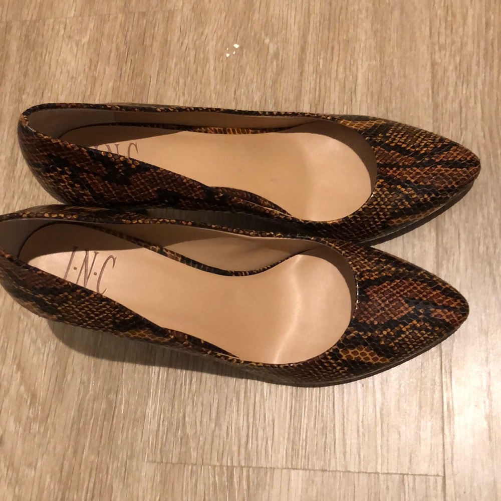 Snake skin leather heels!